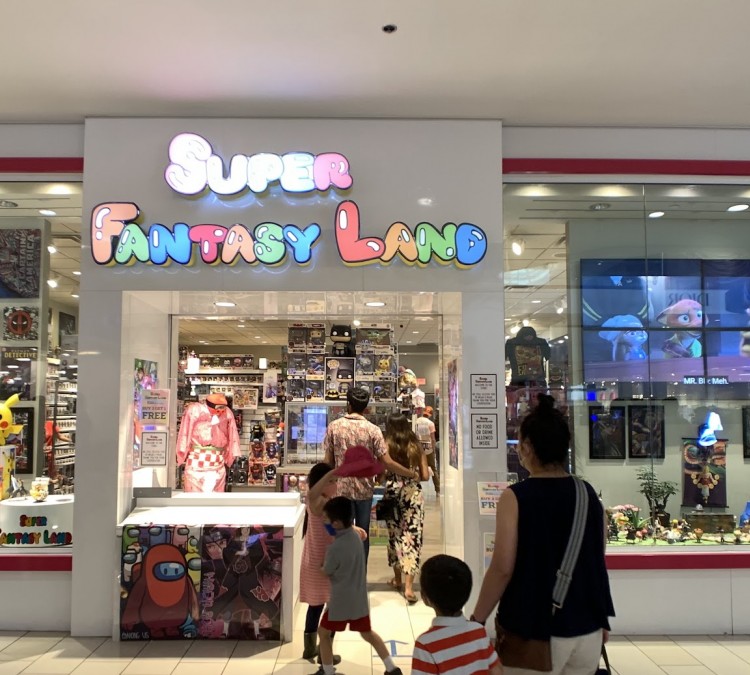 Super Fantasy Land (Glendale,&nbspCA)